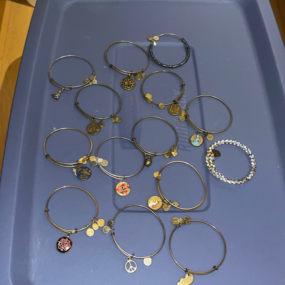 14 Mixed Alex & Ani bracelets